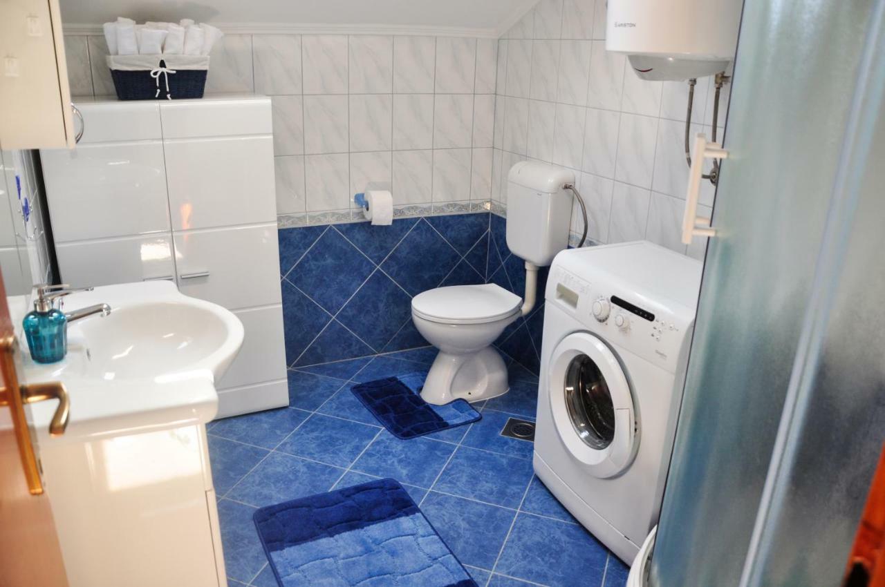 Rustic Apartment Mariva ลิยูบาช ภายนอก รูปภาพ